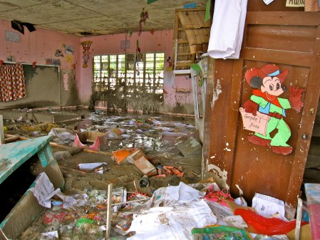 © UNICEF Philippines/2013/MBhandari